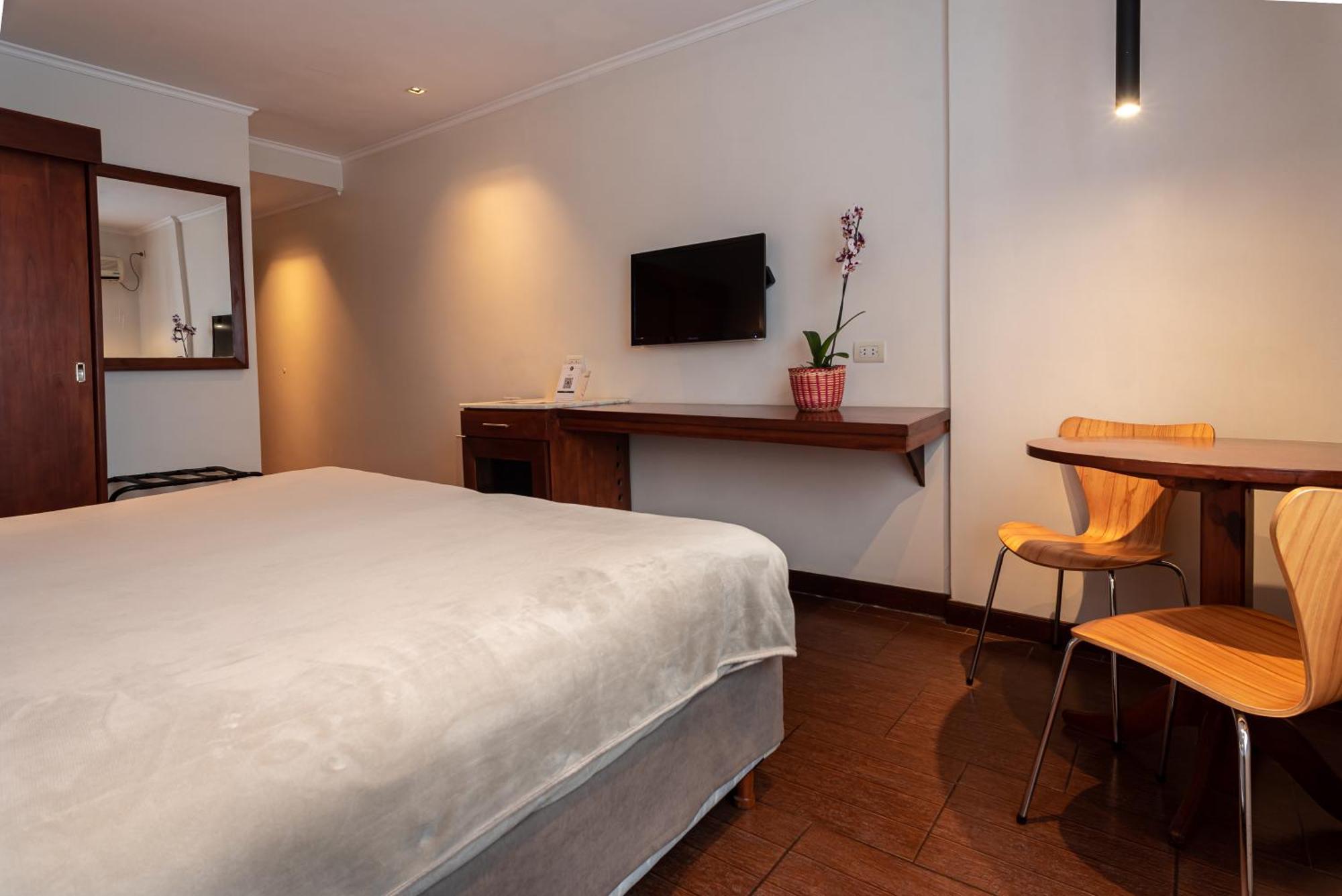 Hotel Saint George Puerto Iguazú Exteriér fotografie